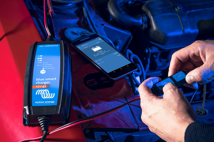 Victron Blue Smart IP65 12/4 Acculader